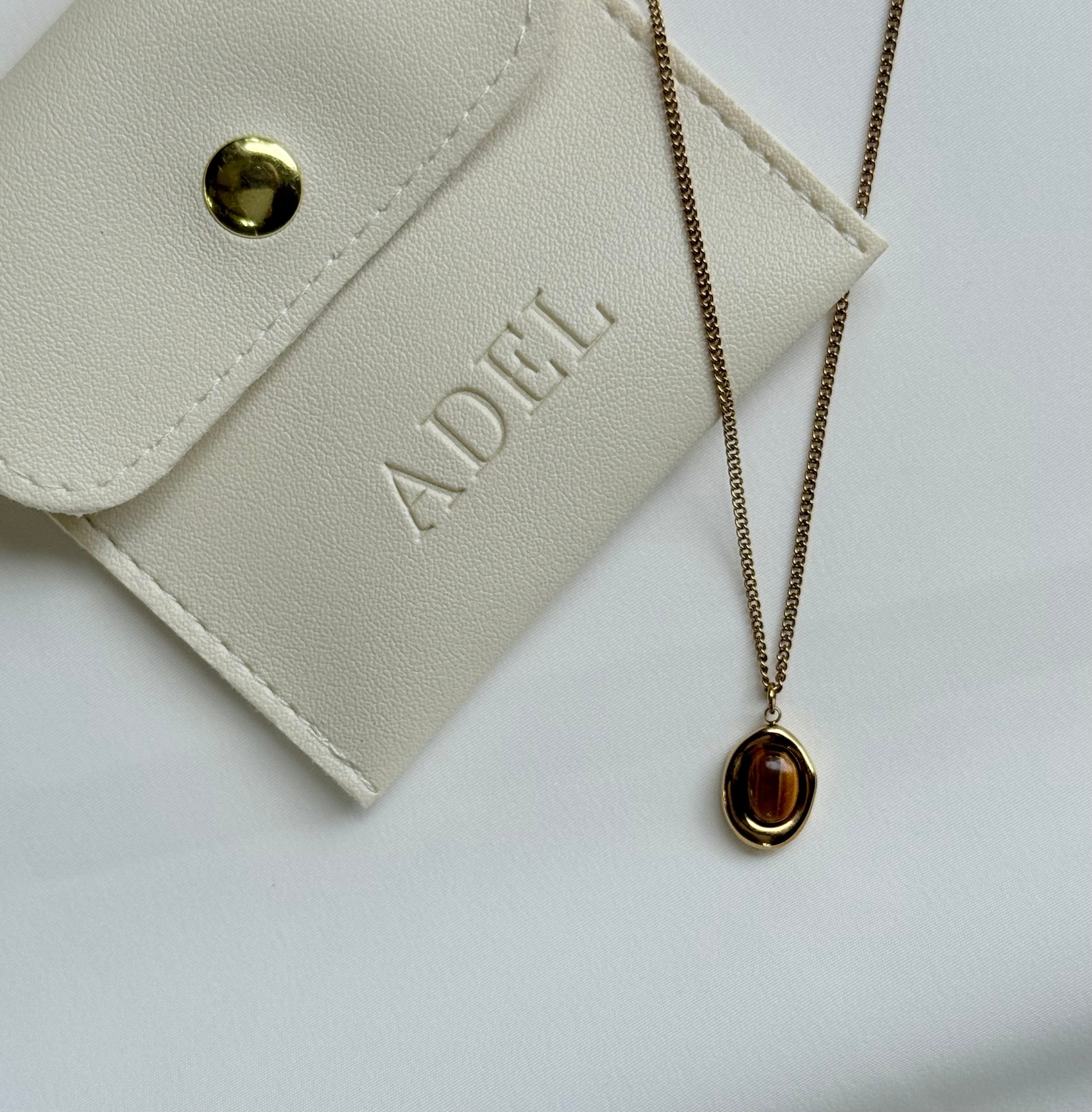 The Sorelle Pendant