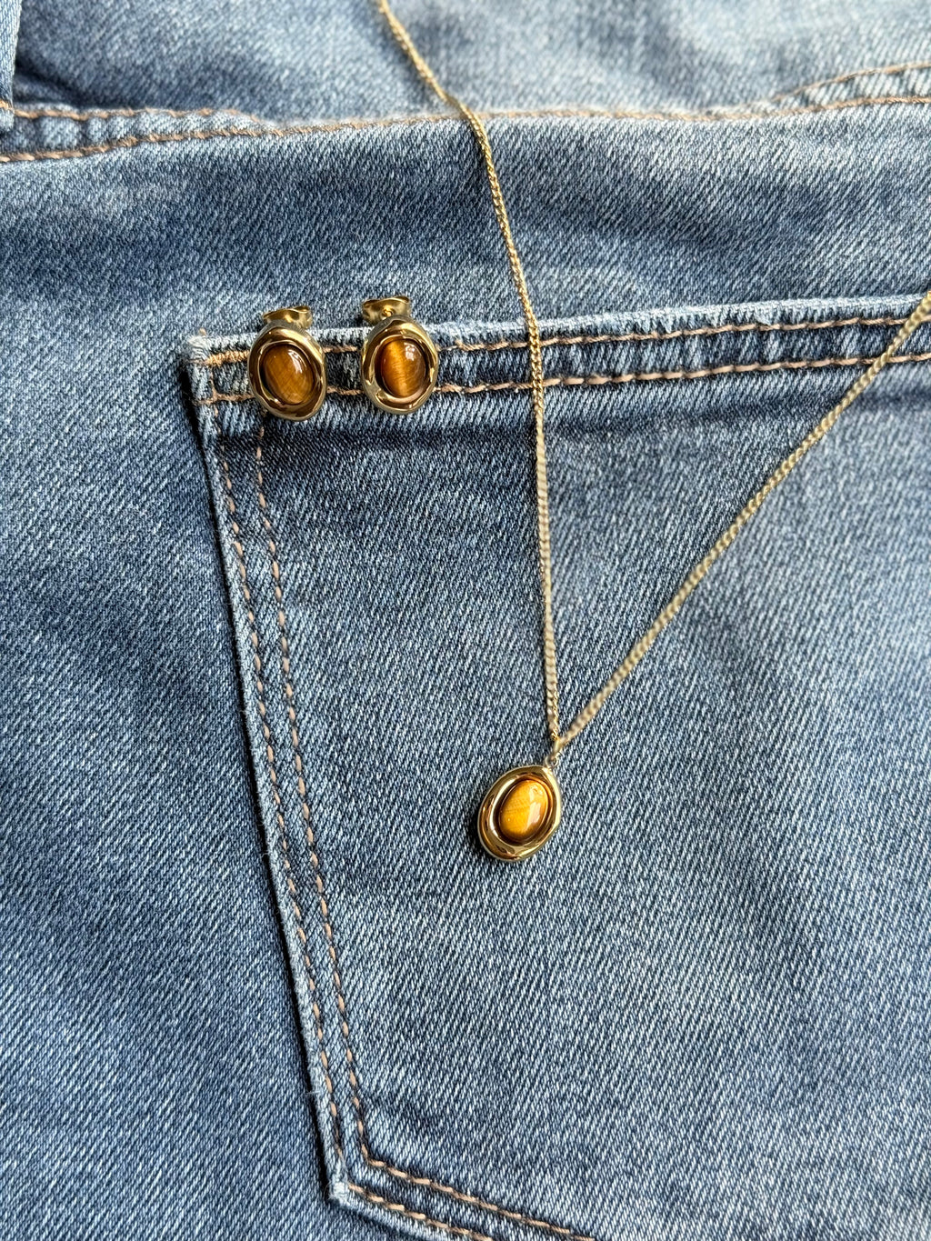 The Sorelle Pendant and Earrings Combo